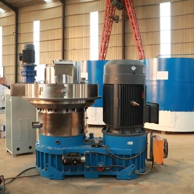 Линия деревянная машина 800-1000kg/h мельницы лепешки биомассы CE елевая лепешек