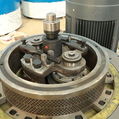 опилк кубов альфальфы кассавы двигателя дизеля машины прессы лепешки 1.4ton/M3