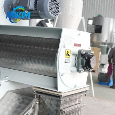 Лепешка питания птицы высокой плотности делая машину для питания поголовья