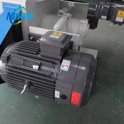 Машина для обработки кормов для птиц и рыб Машина для производства древесных гранул